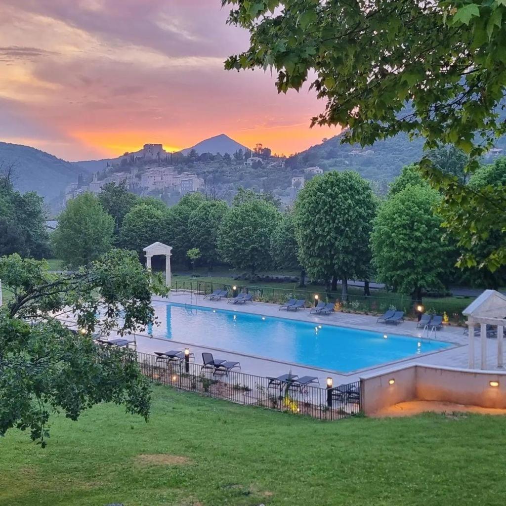 شقة La Vue Est Belle مونتبرو - ليس بينز المظهر الخارجي الصورة